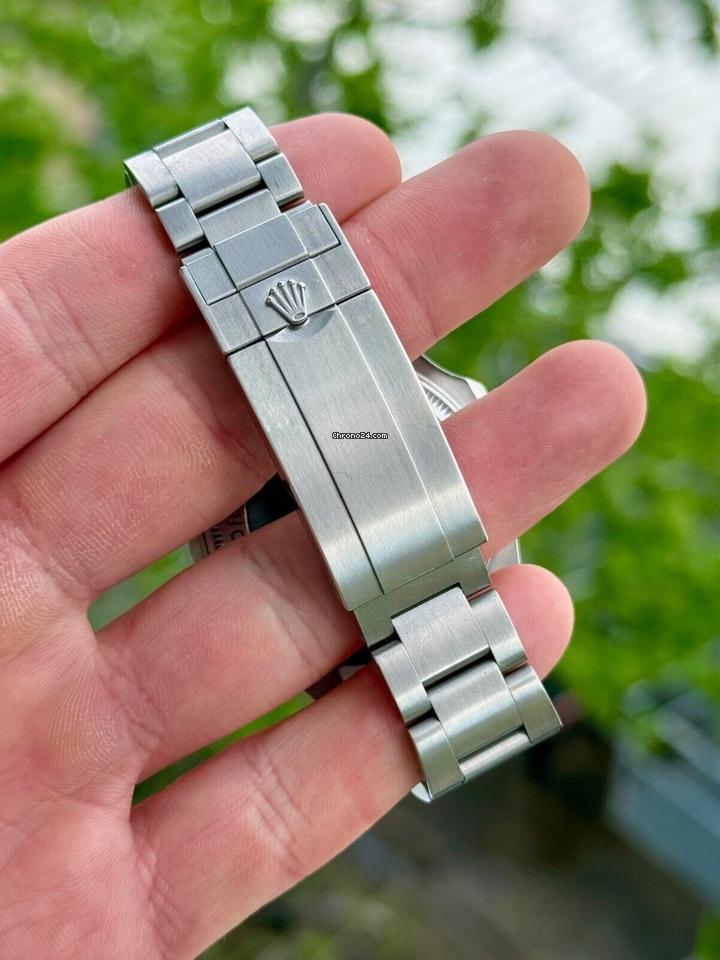 Role_x Oyster perpetual Sea Dweller Deep Sea