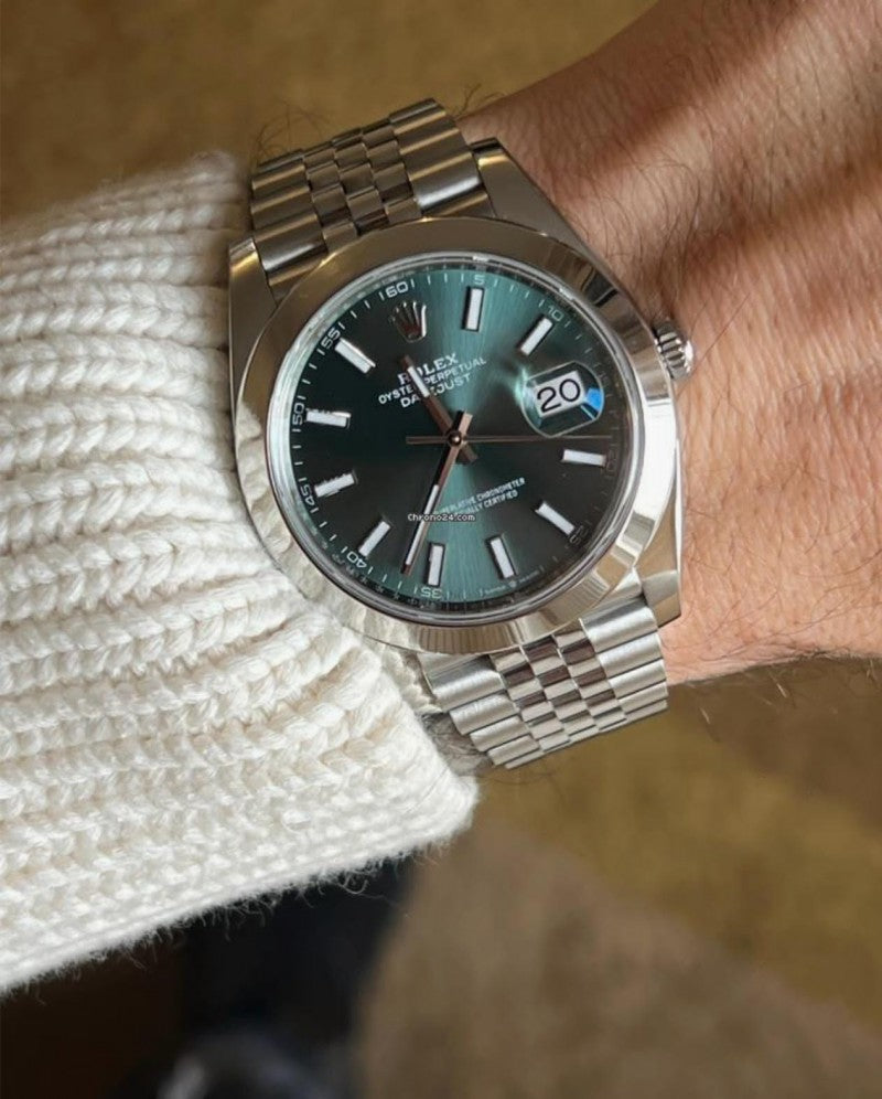 Role_x Oyster perpetual Date just Automatic
