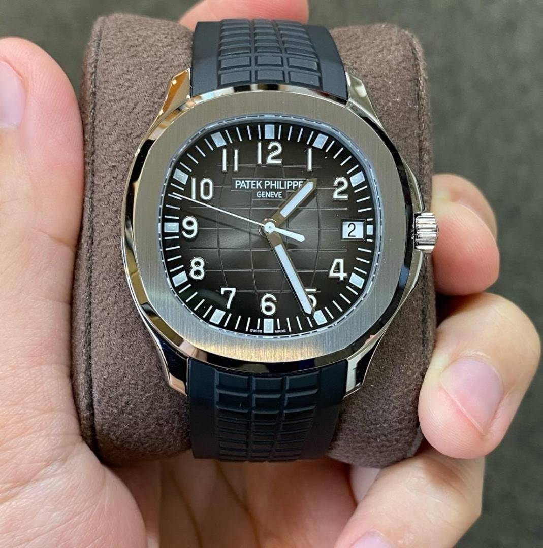 Patek_philippe Aquanaut 5968 Battery
