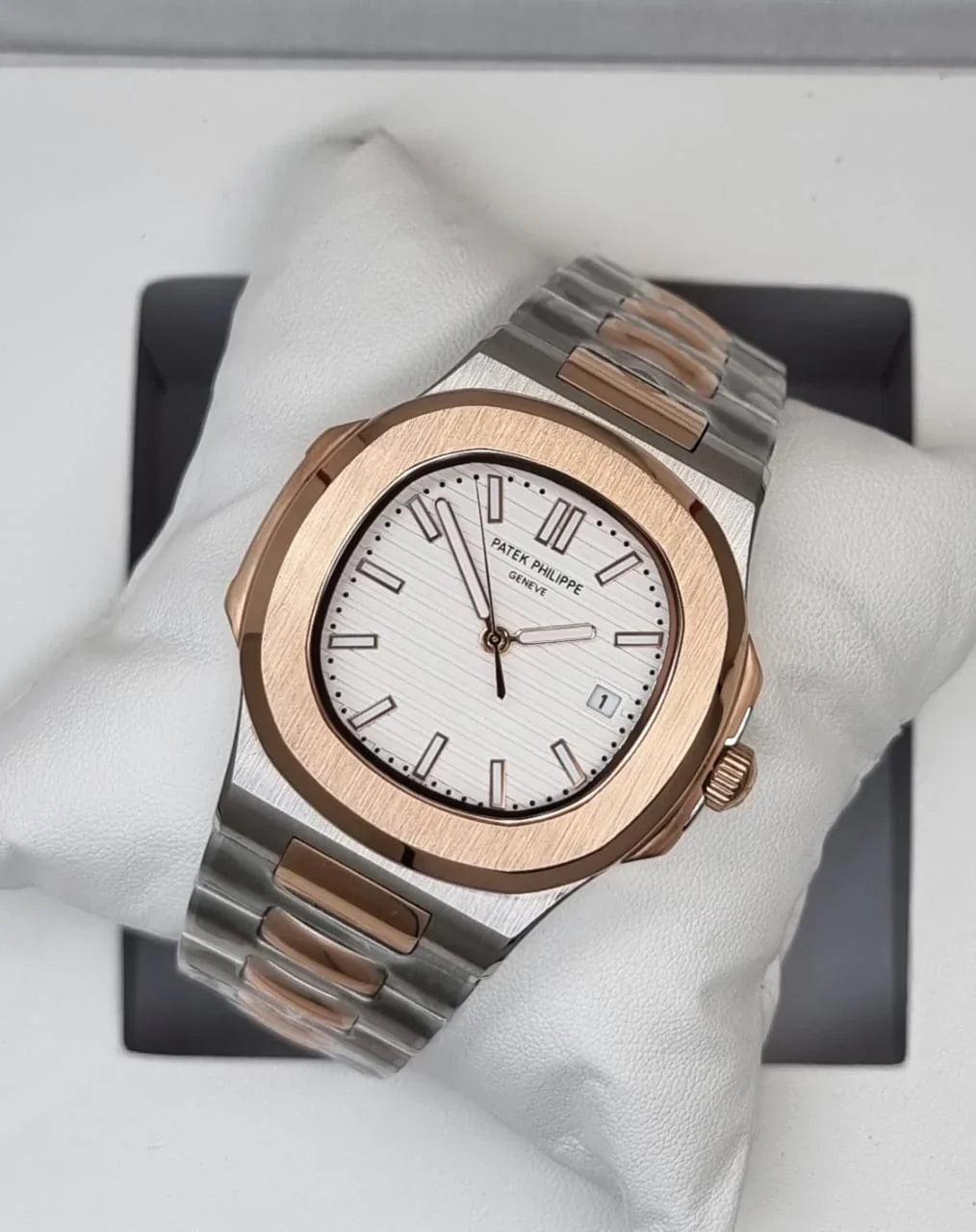 Patek_philippe Nautilus Quartz