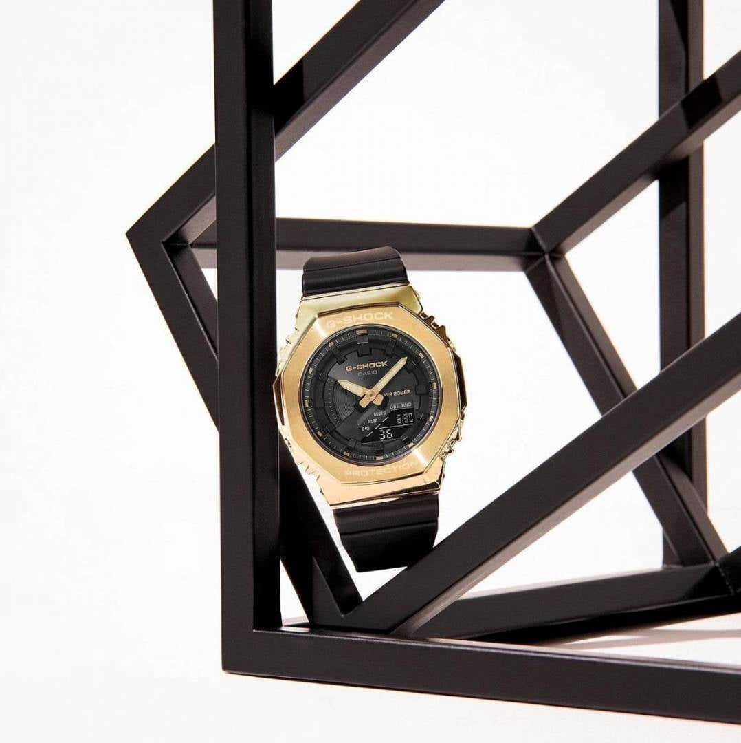 Casio g shock gm2100